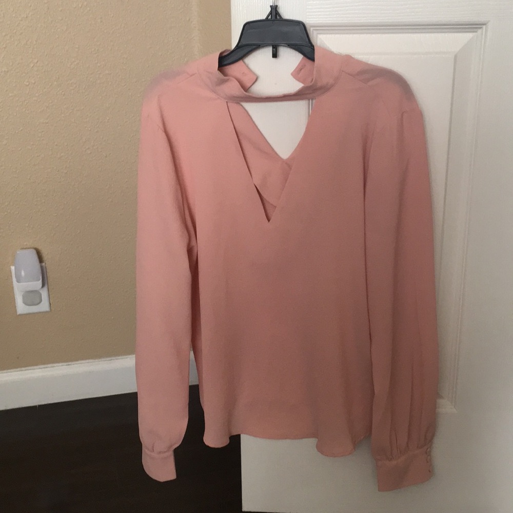 Long sleeve choker blouse